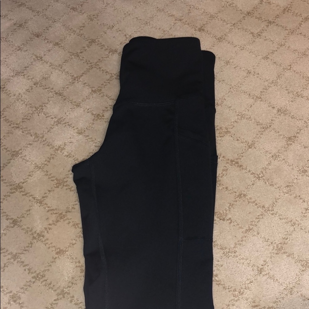 Black target leggings